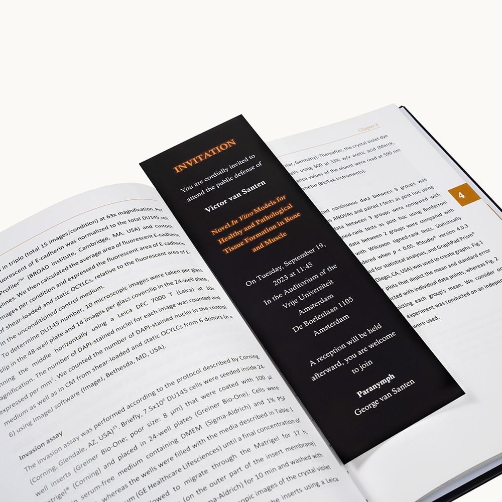 Boekenlegger voor boek