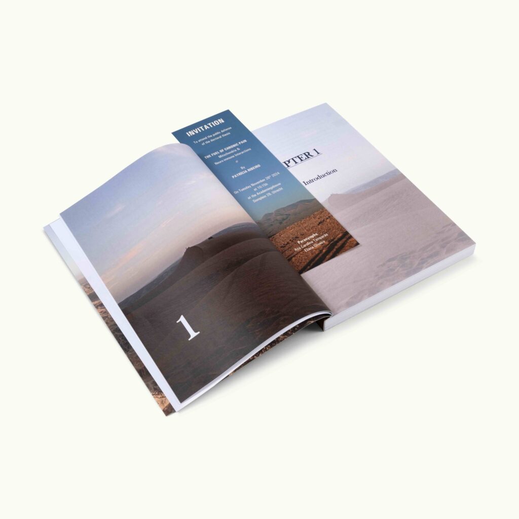 boek met boekenlegger design afgestemd binnenwerk